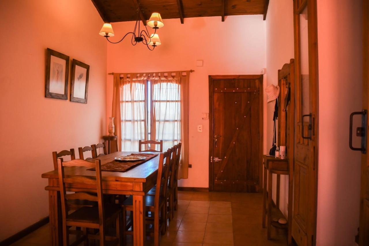 Casa Bordó, B&B Tandil Kültér fotó